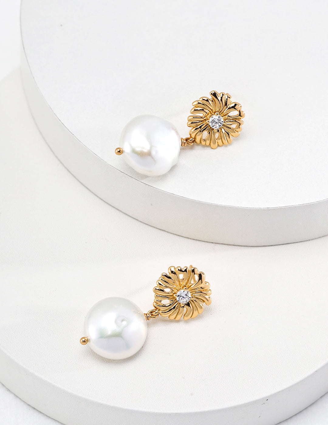 Pearl Earrings image 1