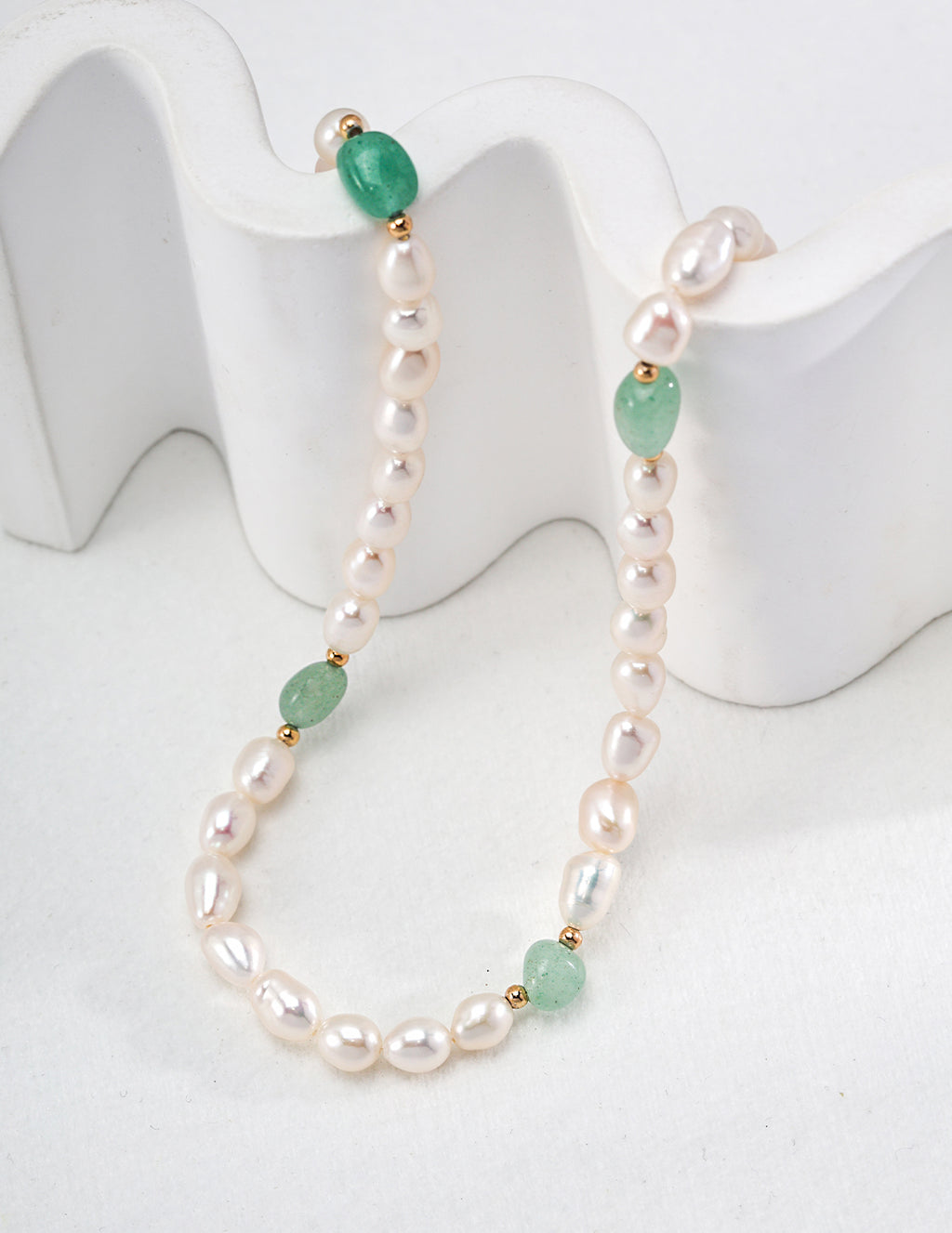 Pearl Necklace image 3