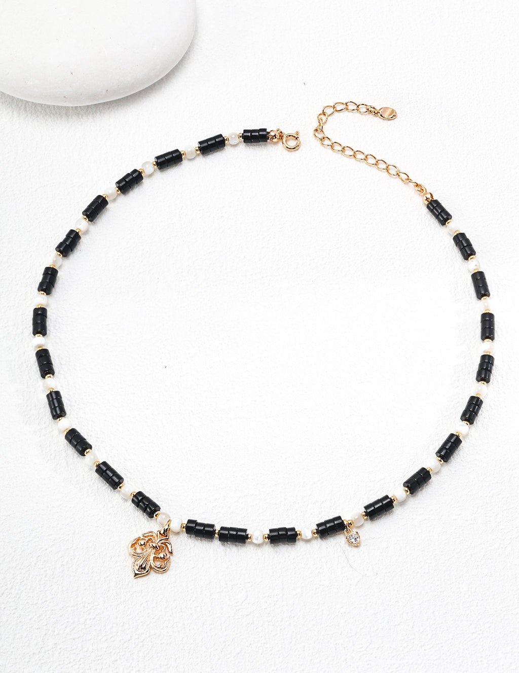 Agate Pendant Necklace image 1