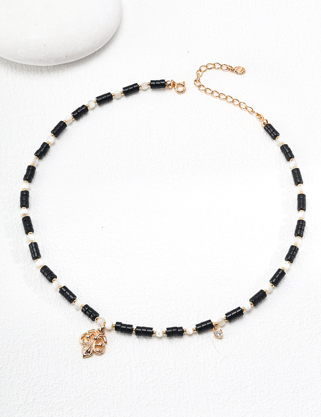 Agate Pendant Necklace image 1