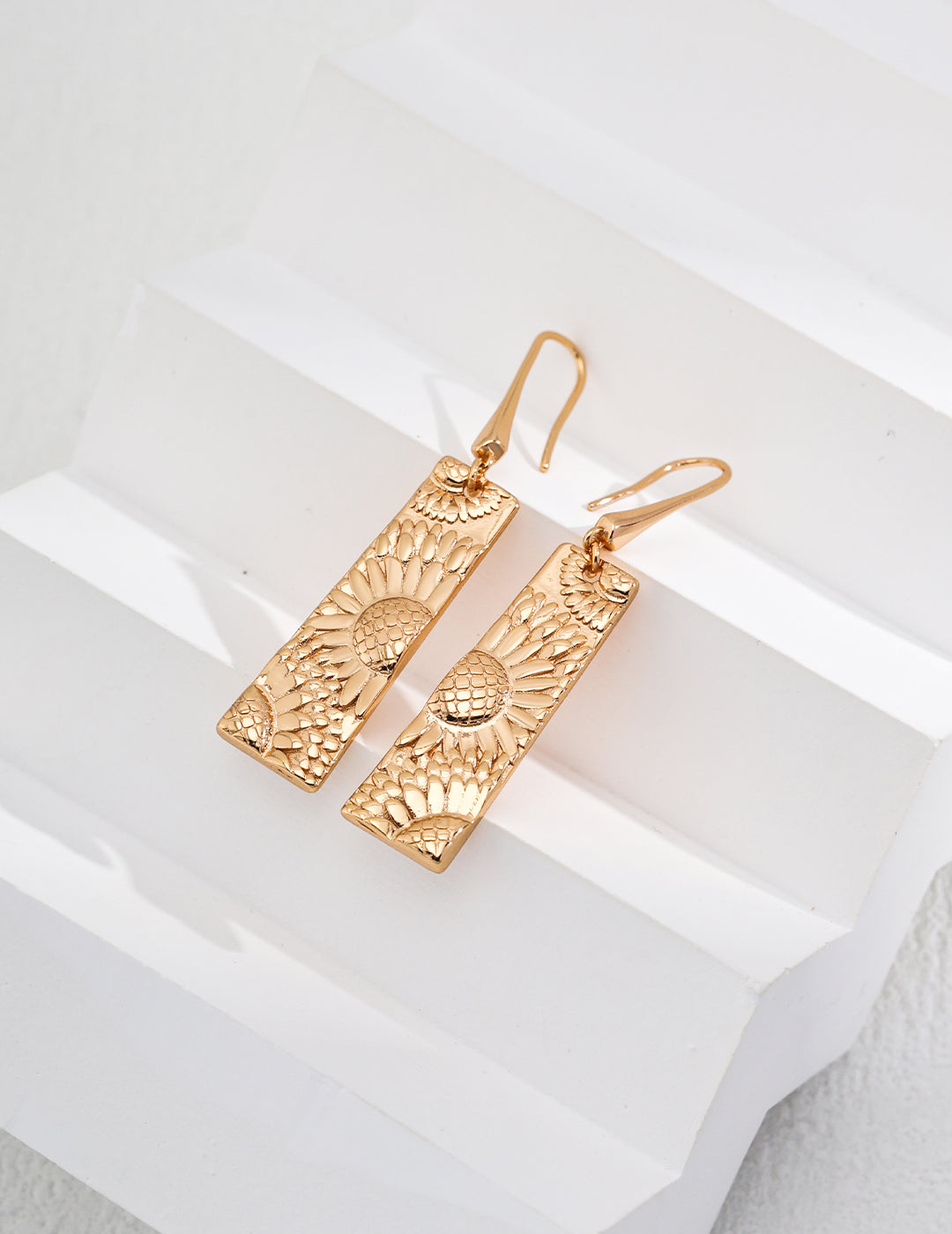 Minimalist Earrings image 2