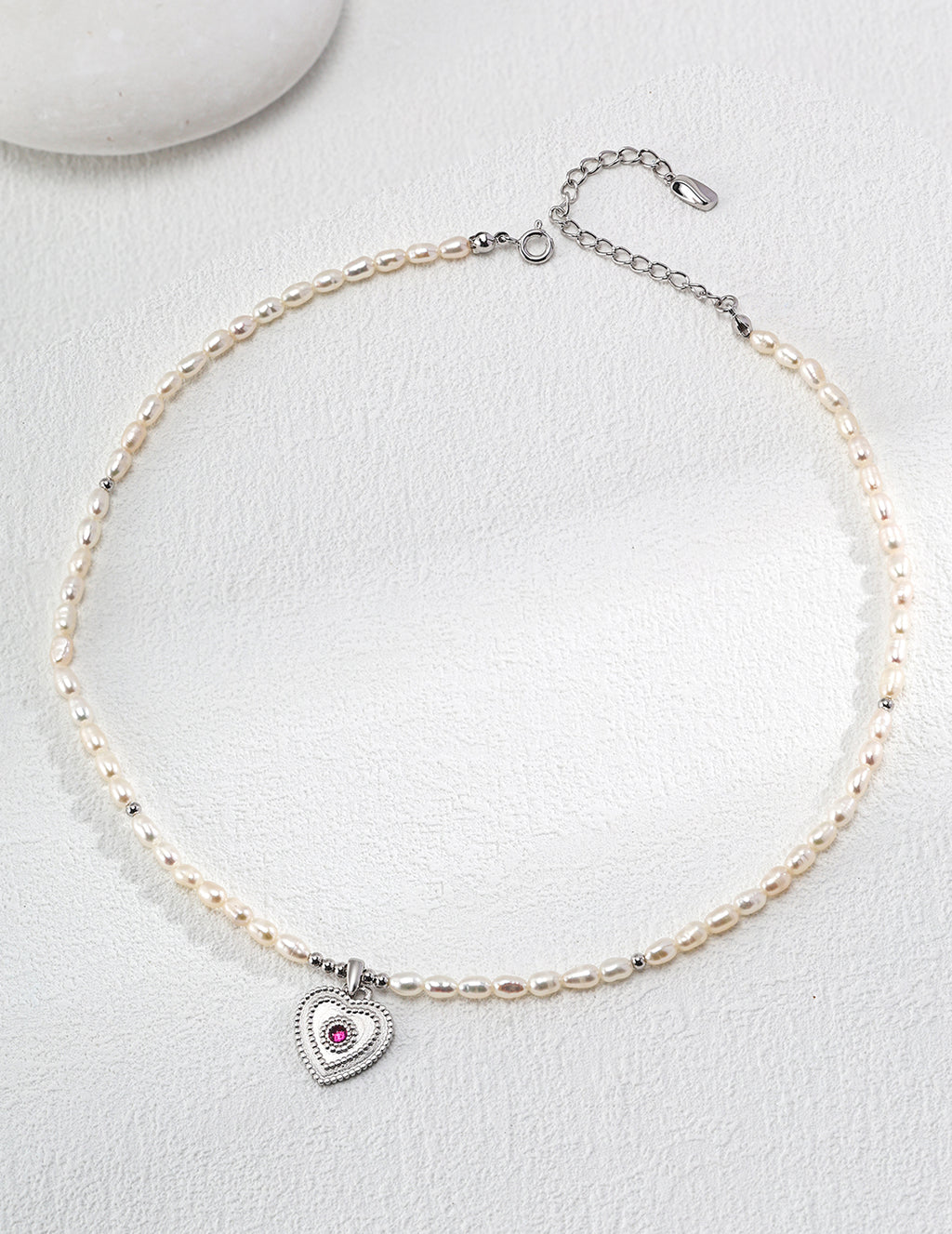 Astra Pearl Necklace image 3