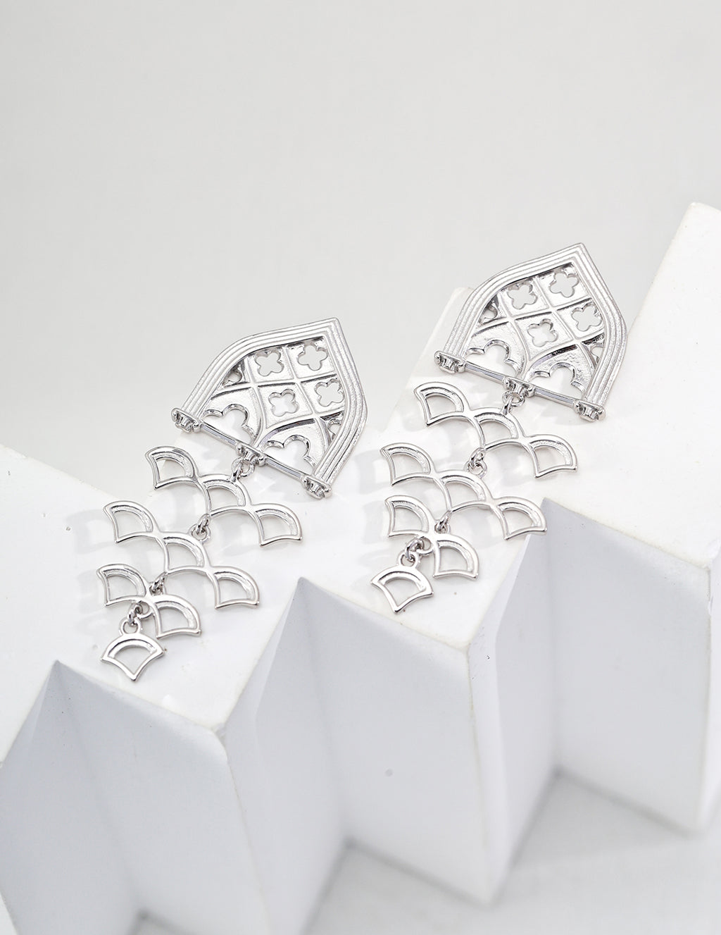 Earrings image 2