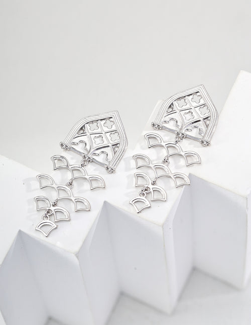 Earrings image 2