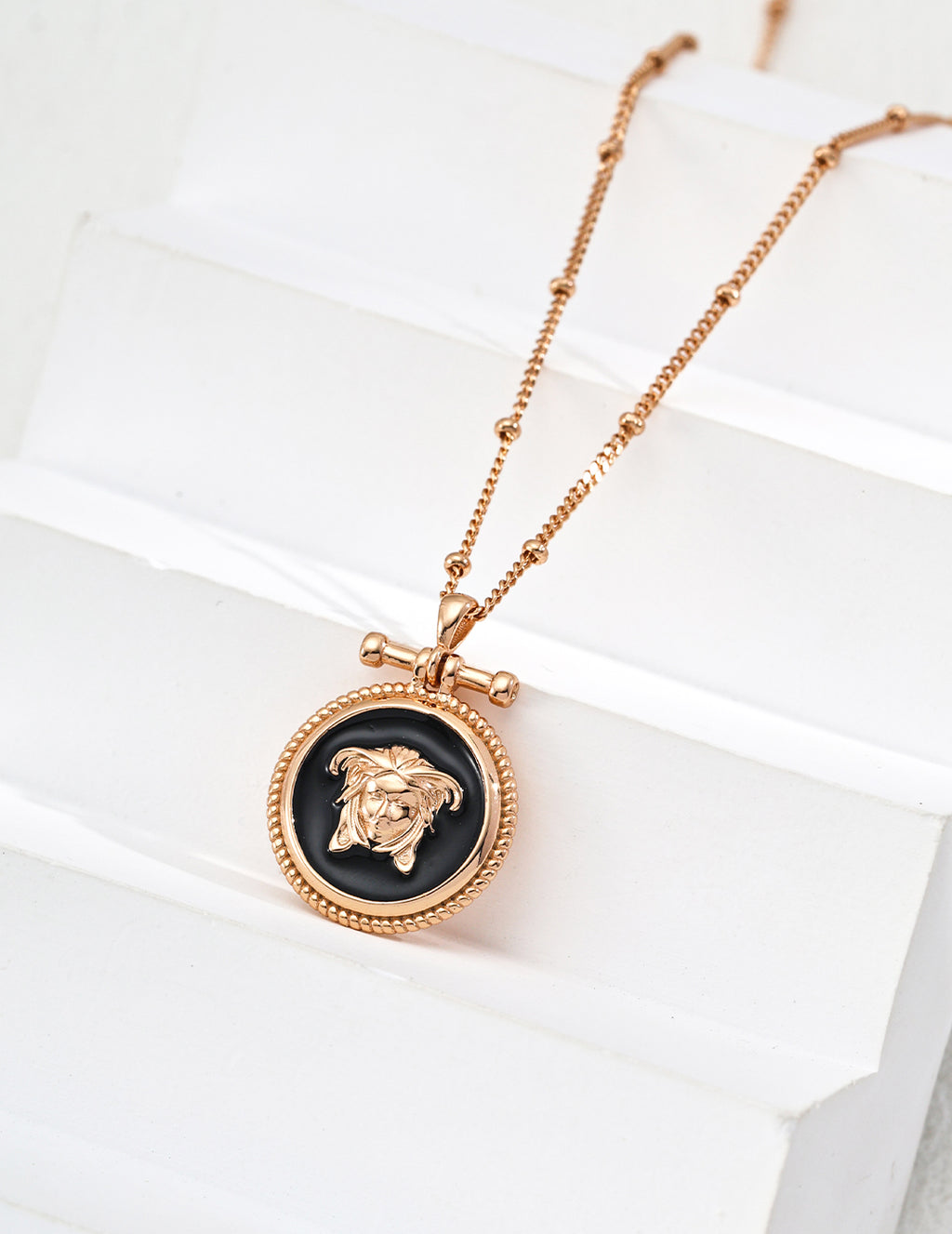 Pendant Necklace image 3