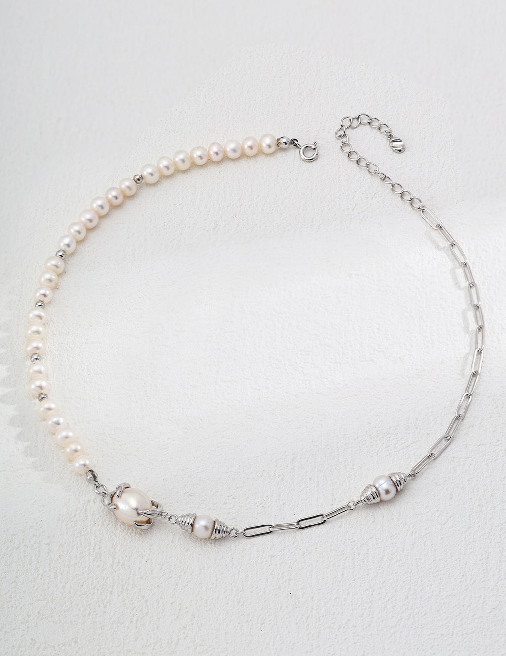 Pearl Necklace image 3