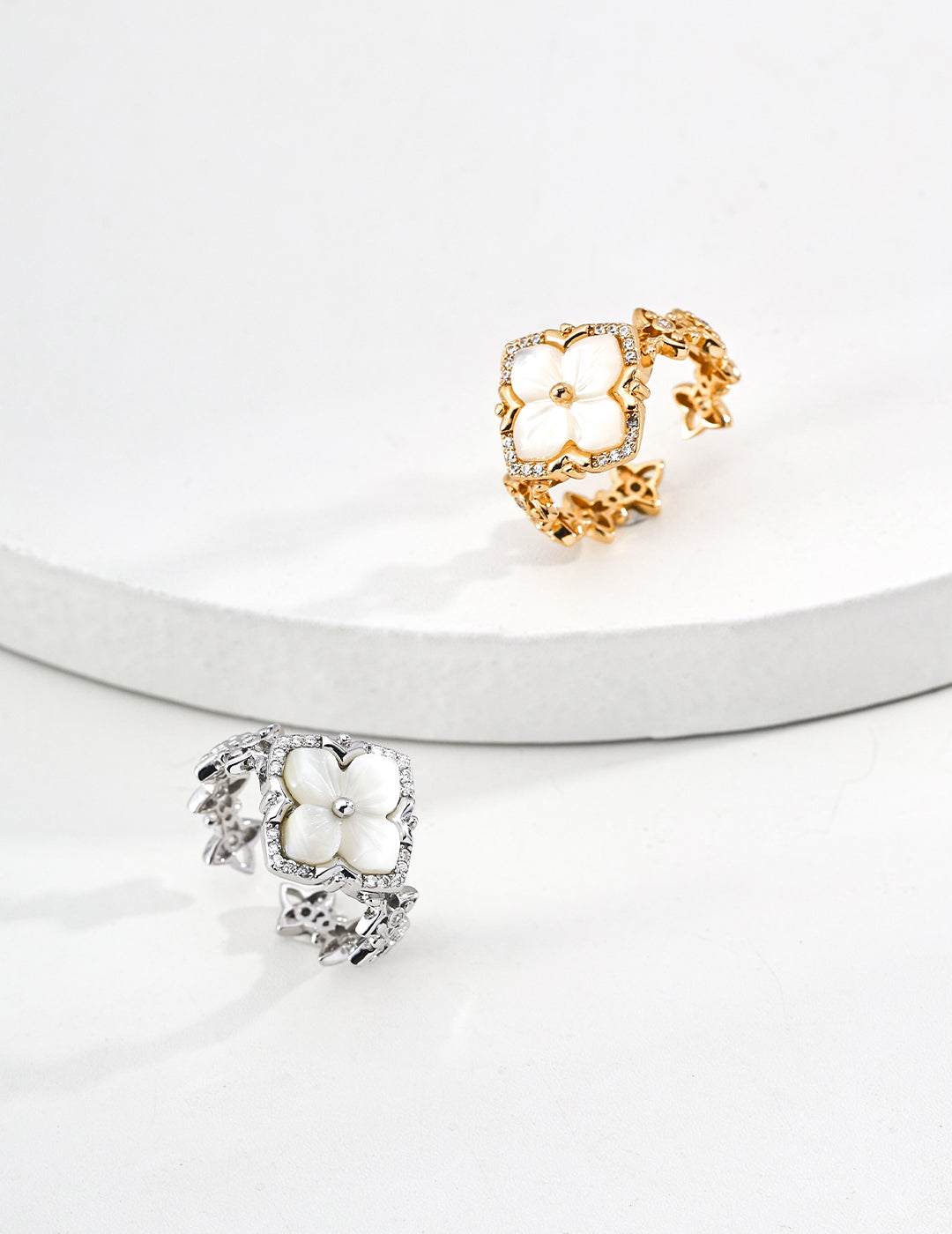 Royal Court Style Four-Leaf Clover Mother-of-Pearl Ring - image 4