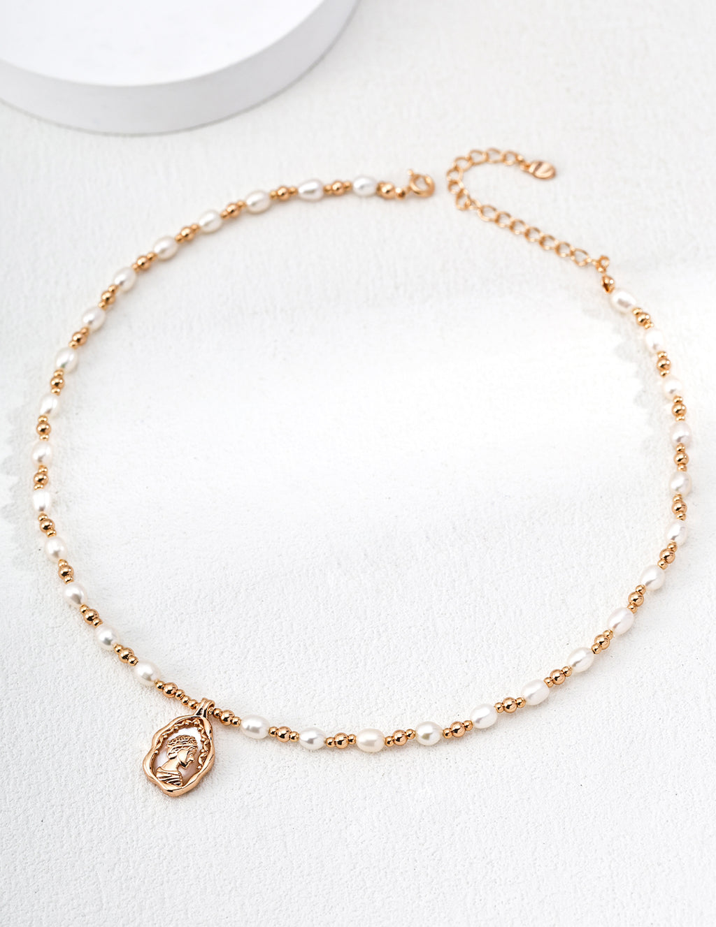 Natural Pearl Queen Necklace