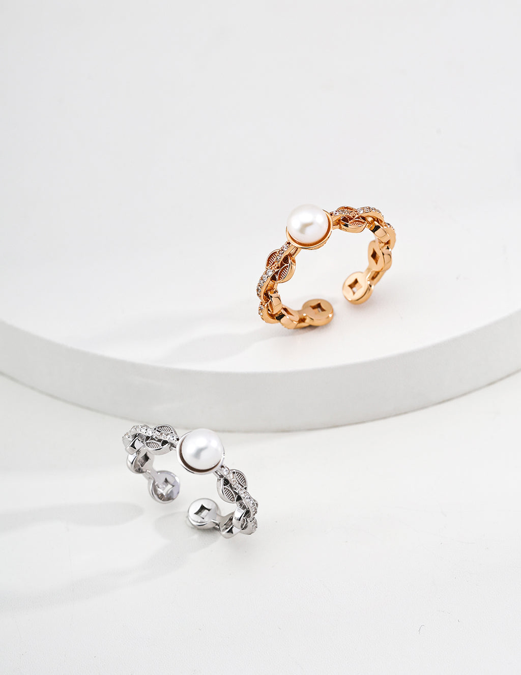 【Pearl Fortune】Pearl & Zirconia Ring - image 4