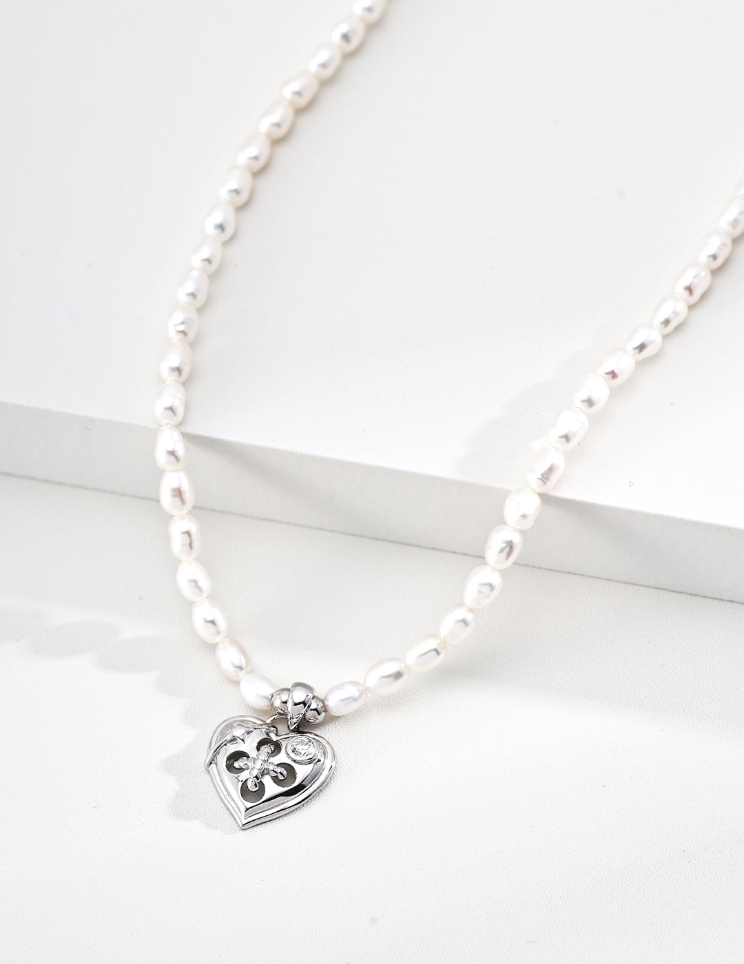 Button Zirconia Necklace - image 2
