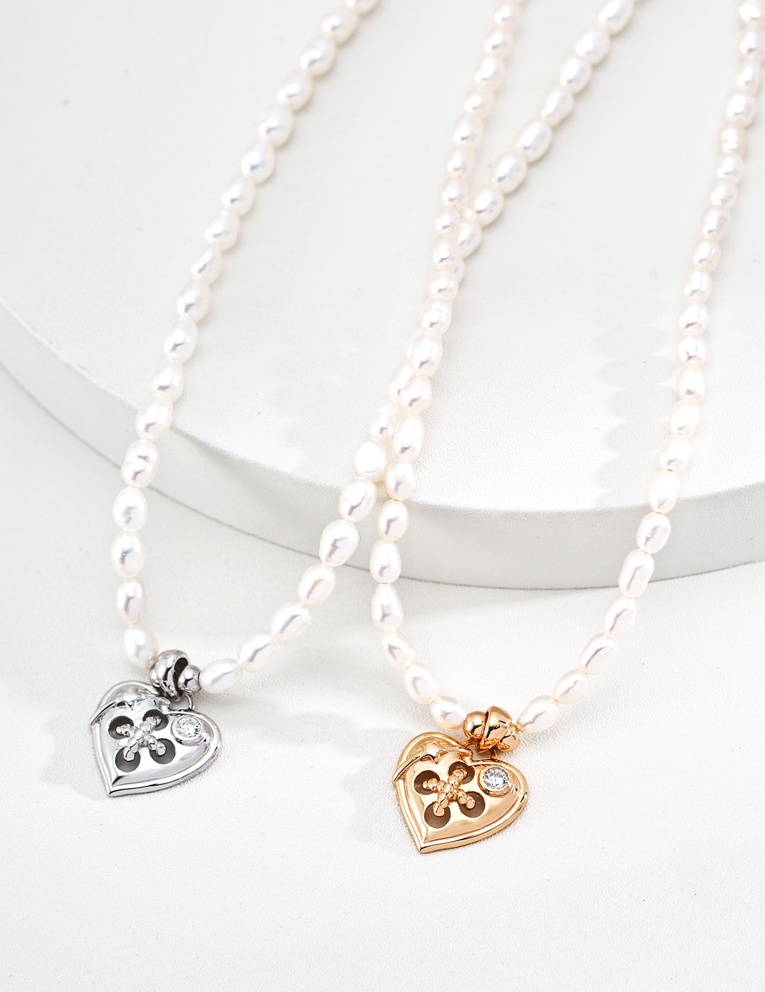 Button Zirconia Necklace - image 3