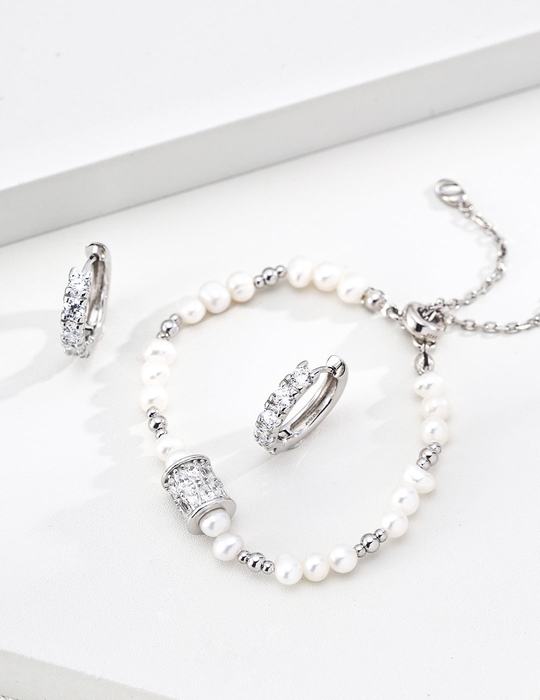 Pearl Adjustable Bracelet image 3
