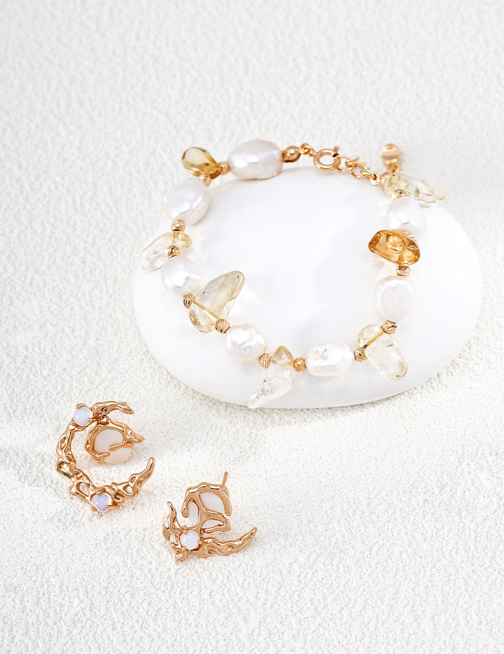 Pearl Adjustable Bracelet image 3