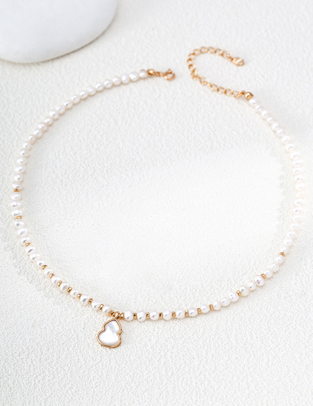 Mother of Pearl Pendant Necklace image 2