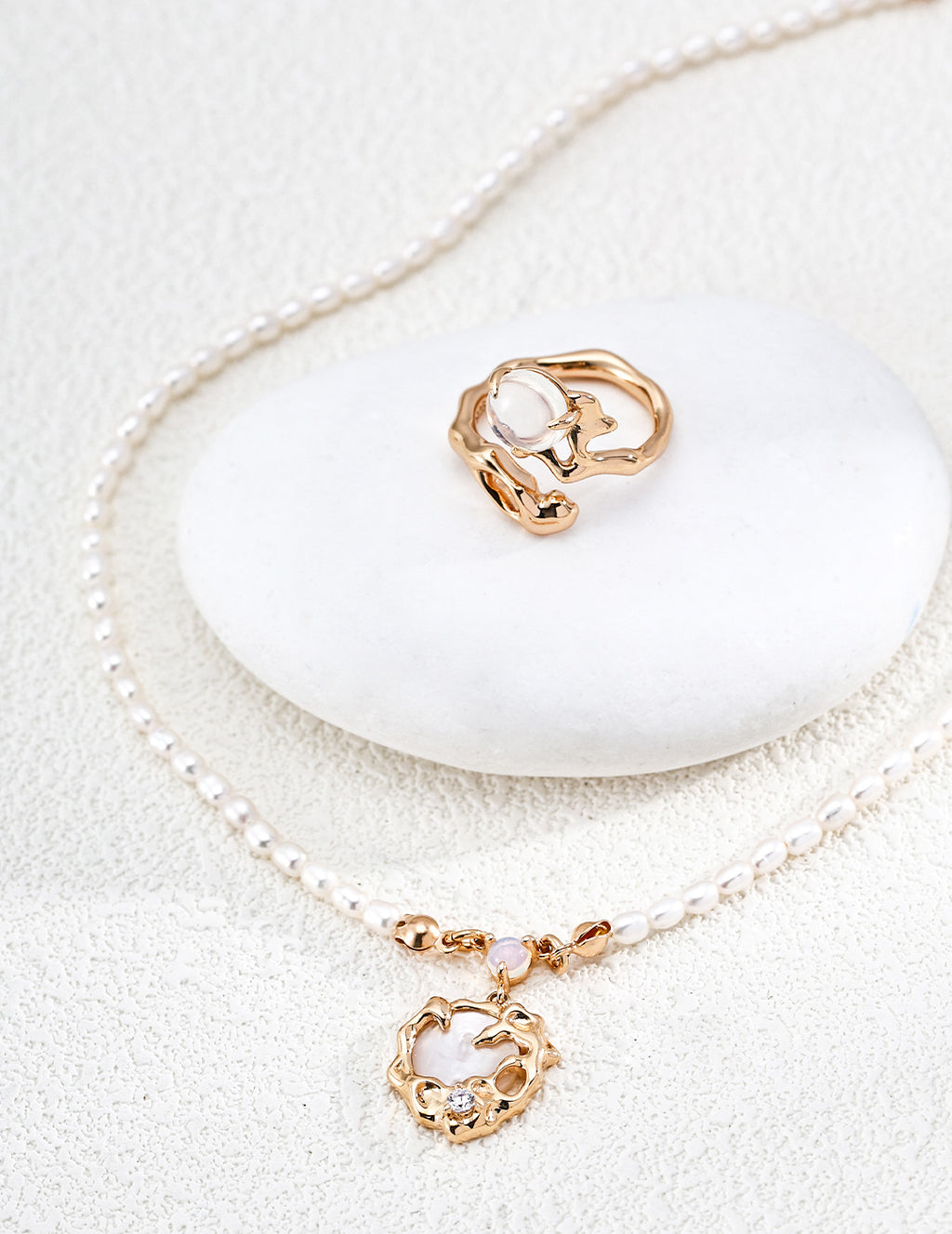 Opal Pearl Pendant Necklace image 3
