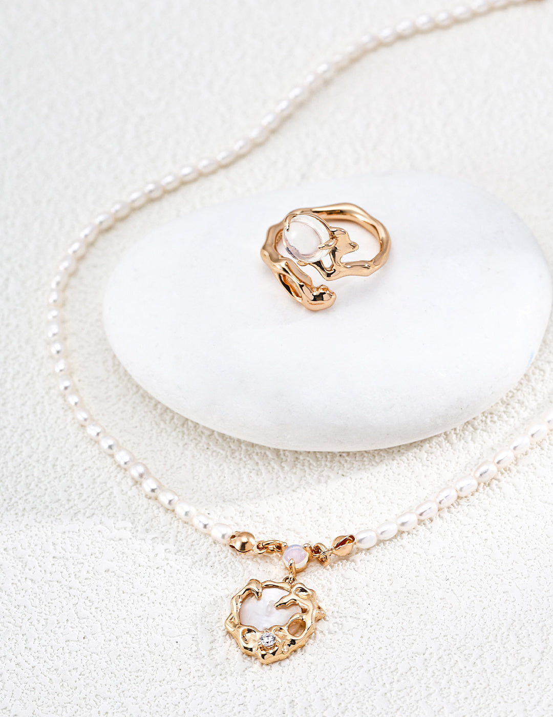 Opal Pearl Pendant Necklace image 3