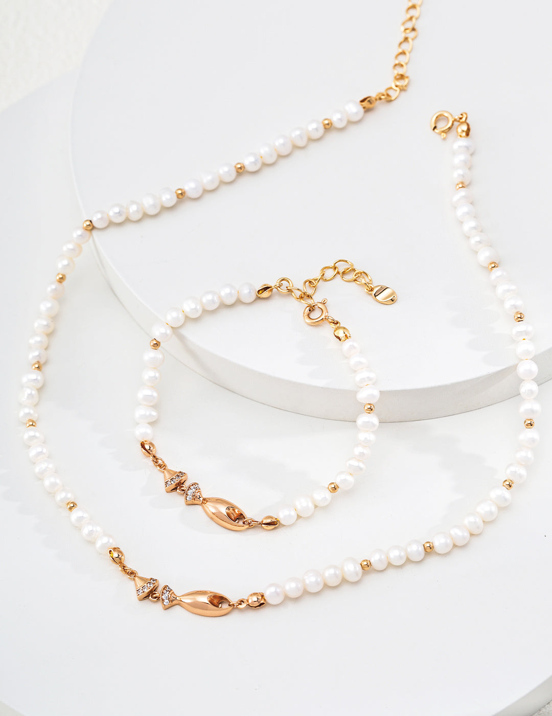 Pearl Necklace image 4
