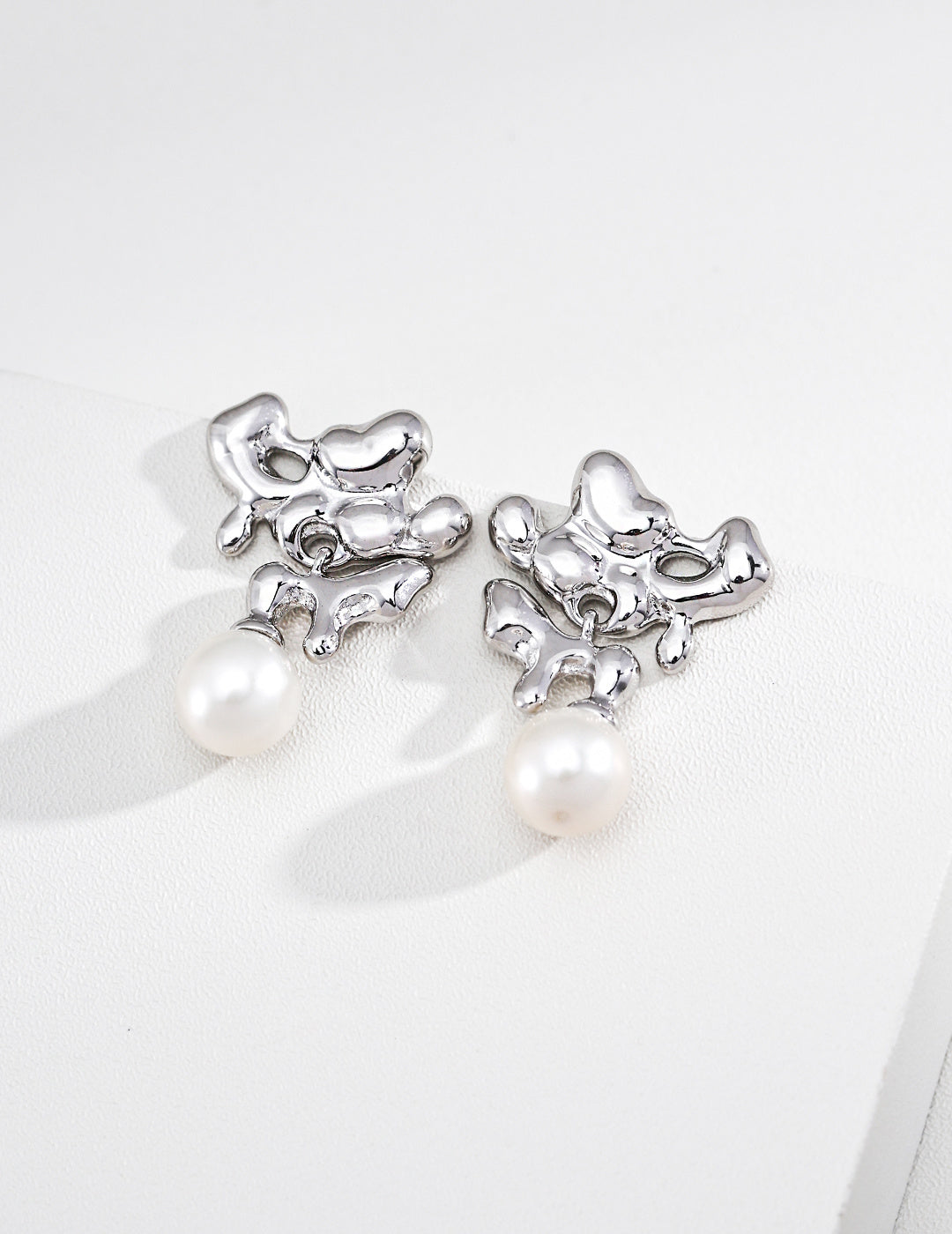 Liquid Flow Stud Earrings image 2