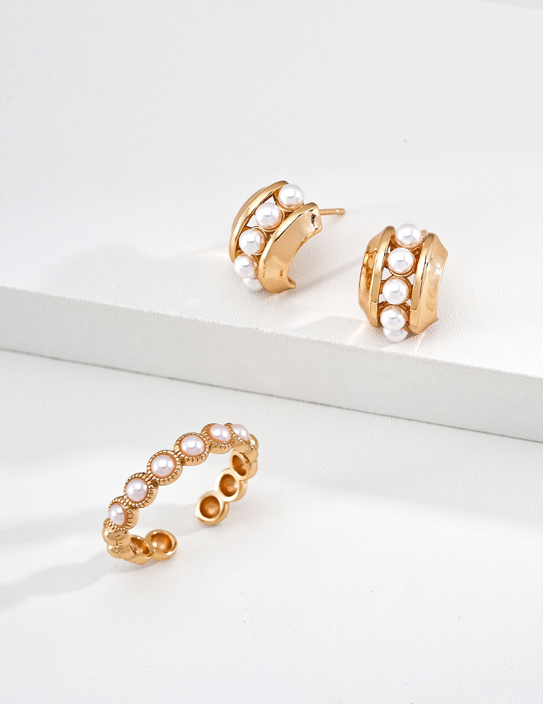 Vintage Earrings image 3