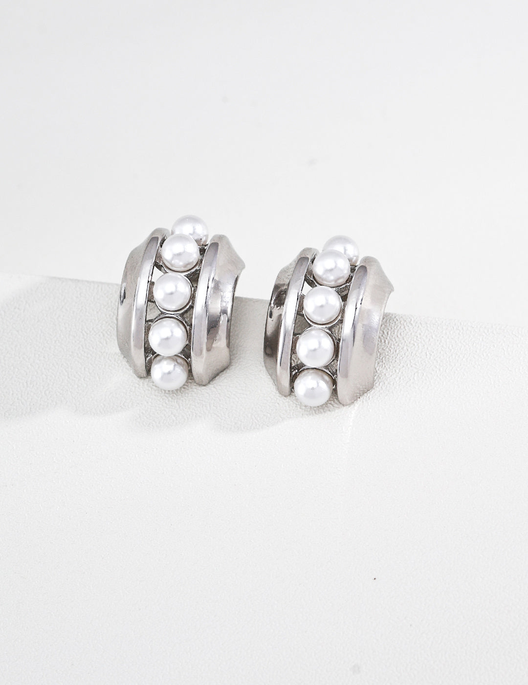 Vintage Earrings image 2