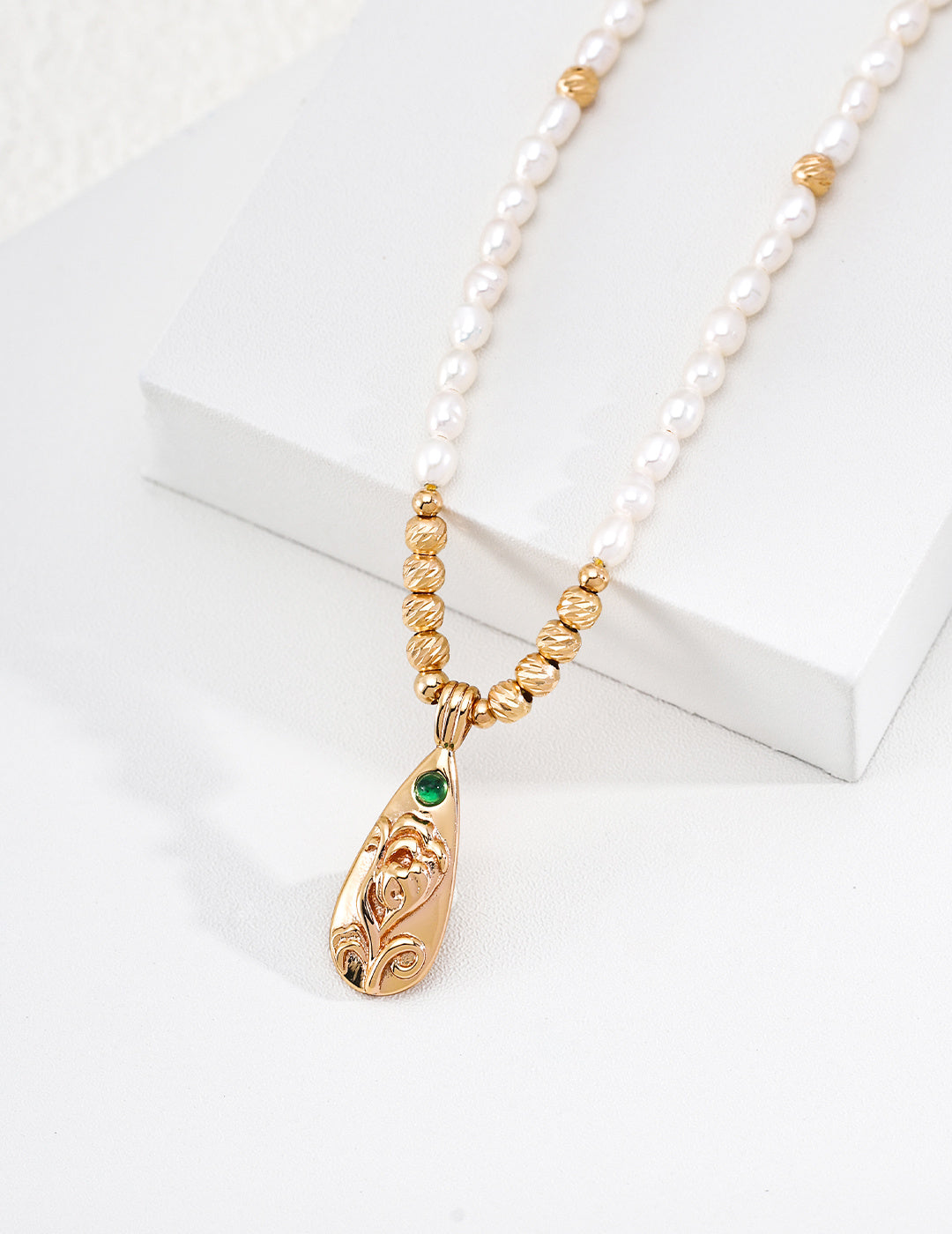 Floral Pendant Necklace image 1