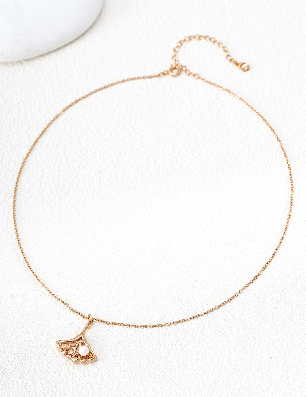 Luna Pearl Pendant Necklace image 1