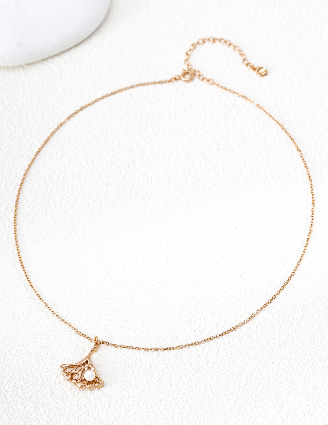 Luna Pearl Pendant Necklace image 1