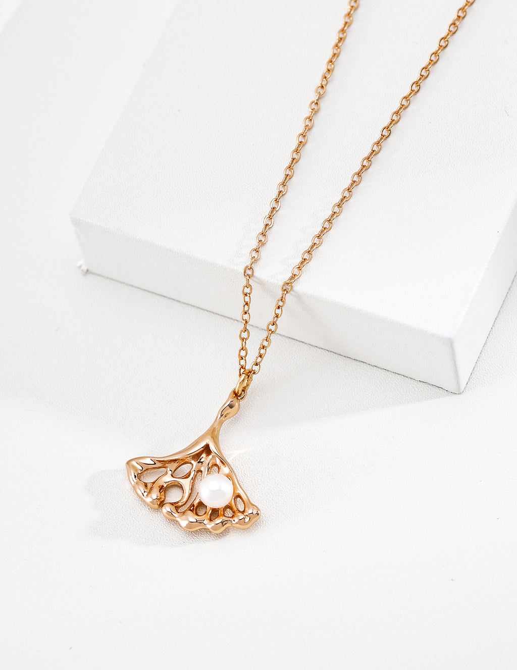 Luna Pearl Pendant Necklace image 2