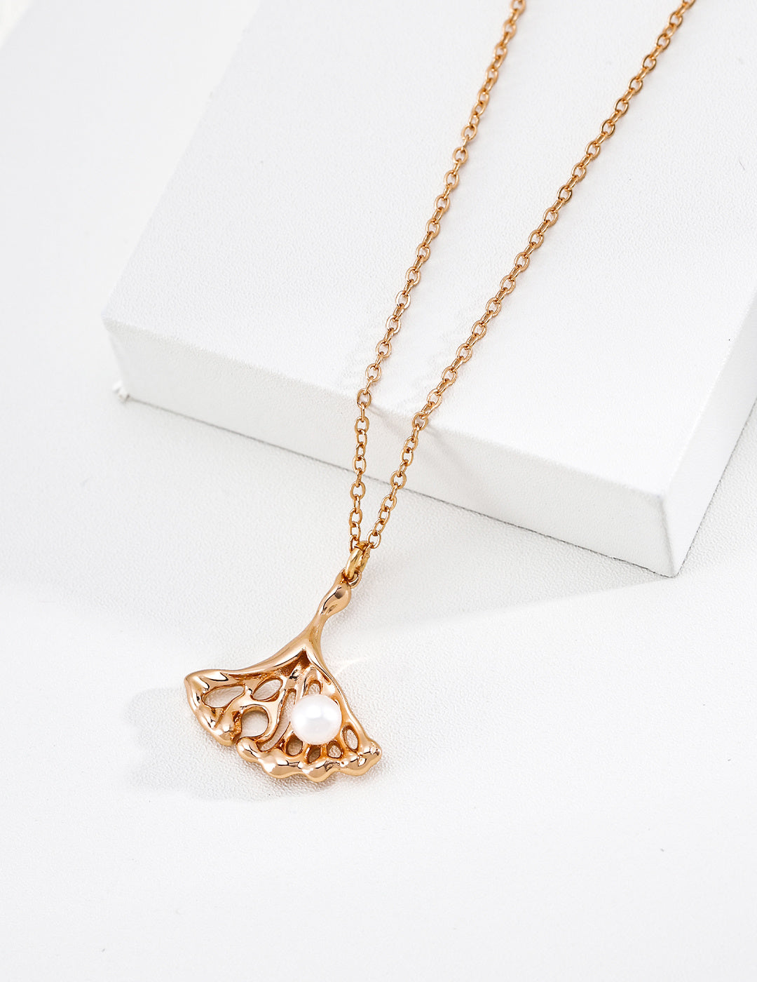 Luna Pearl Pendant Necklace image 2