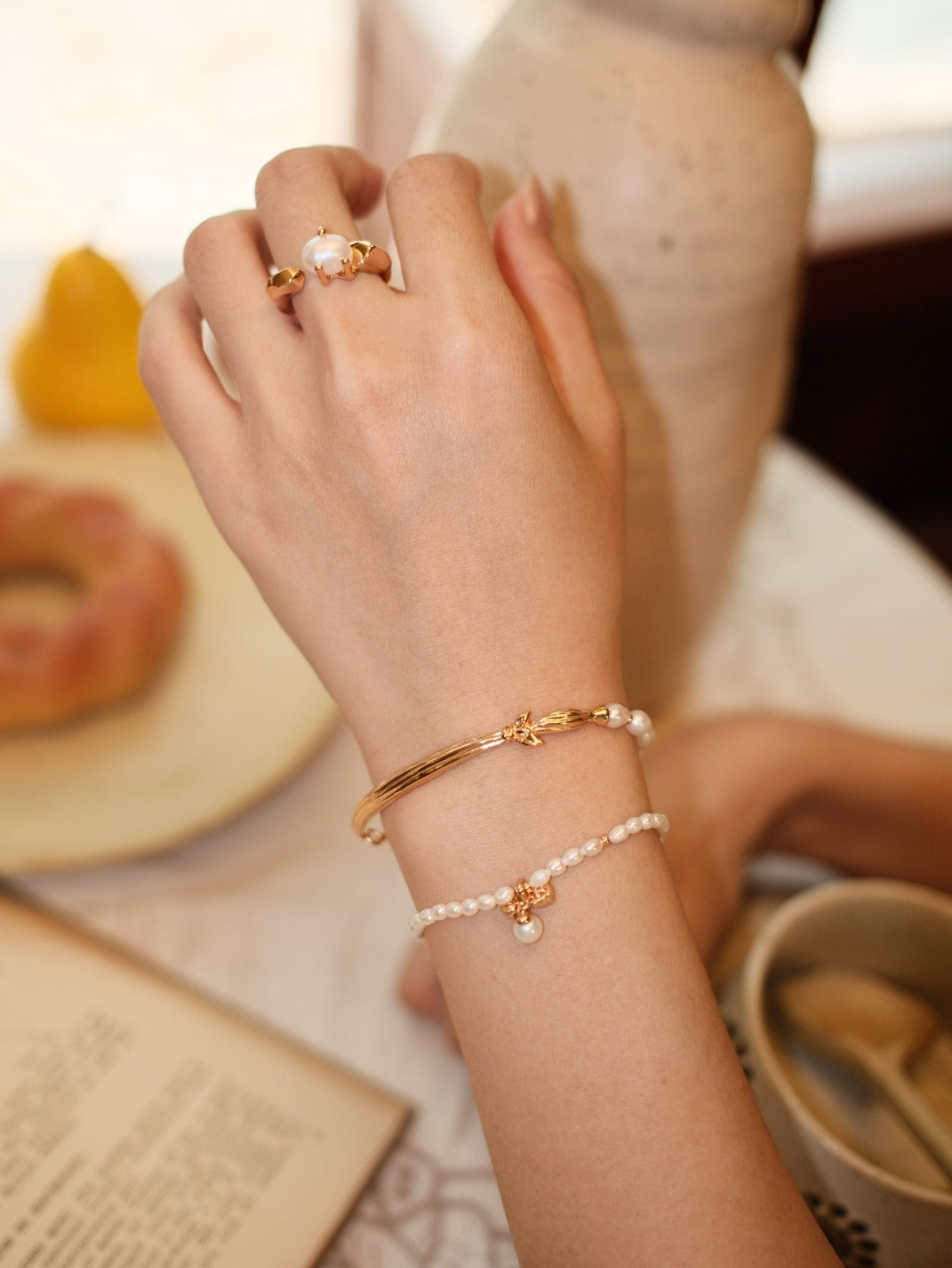 Gilded Ribbon Pearl Bracelet image 8