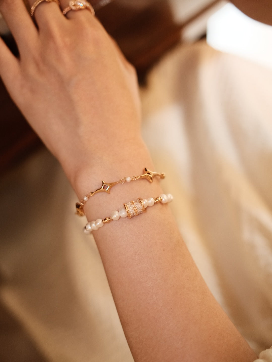 Mother-of-Pearl & Pearl Bracelet image 6